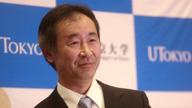 Nobel Prize winner Takaaki Kajita. In the category of physics, he and Arthur B. McDonald shared the 2015 Nobel Prize for their research on subatomic particles. The two scientists, working on separate teams, both proved that neutrinos have mass and presented their findings in the late 1990s and early 2000s.